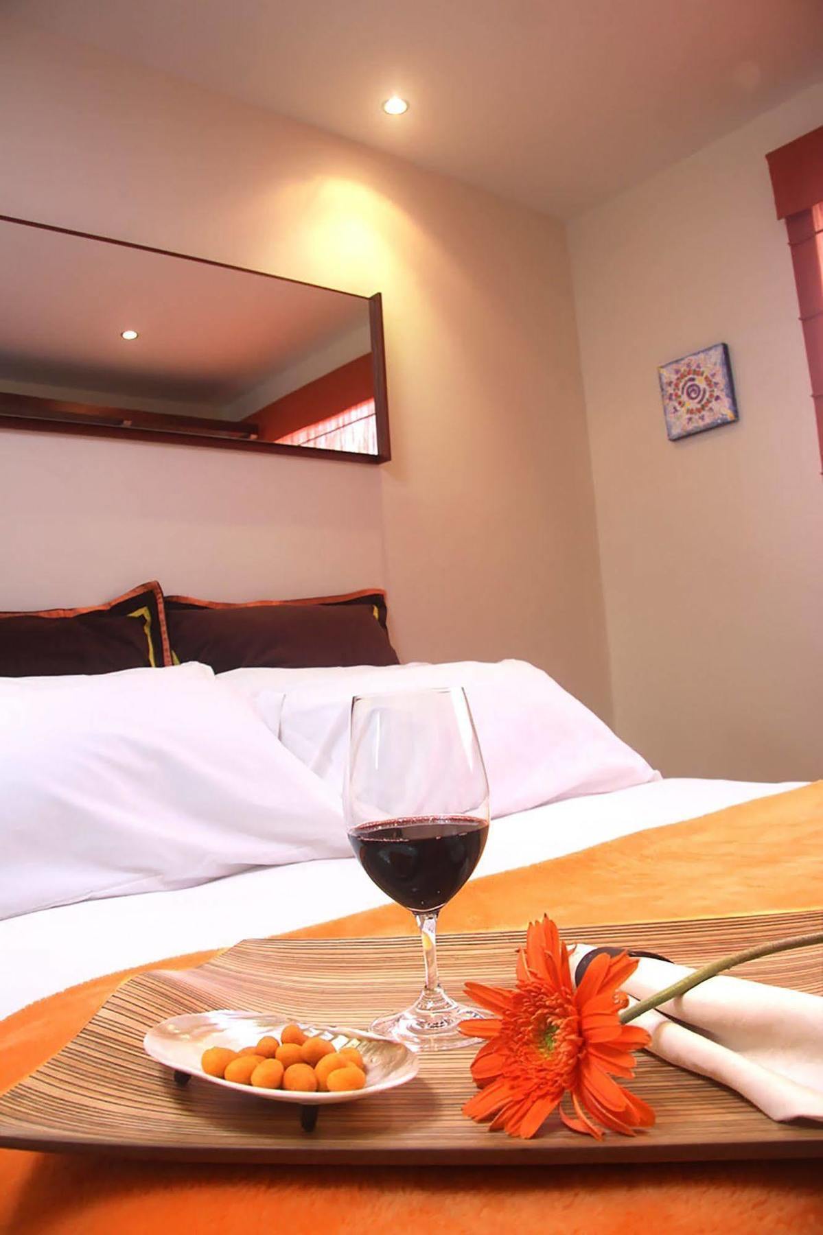 6 Suites Hotel ボゴタ エクステリア 写真