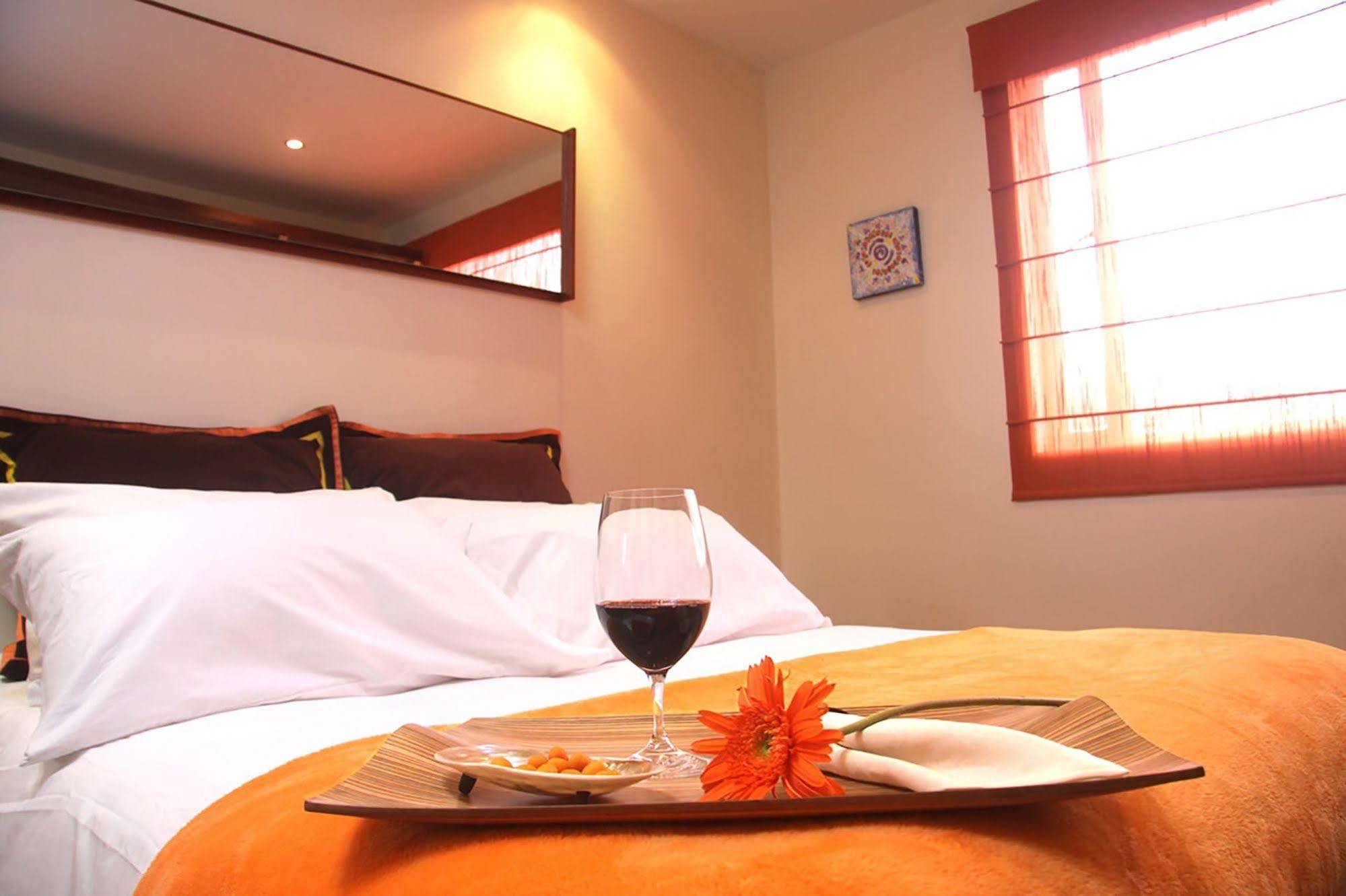 6 Suites Hotel ボゴタ エクステリア 写真